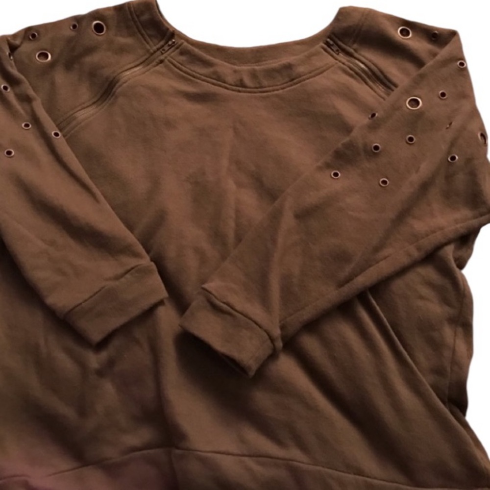 Venus size XL green crew neck sweatshirt gold stud,grommets and zippere detail